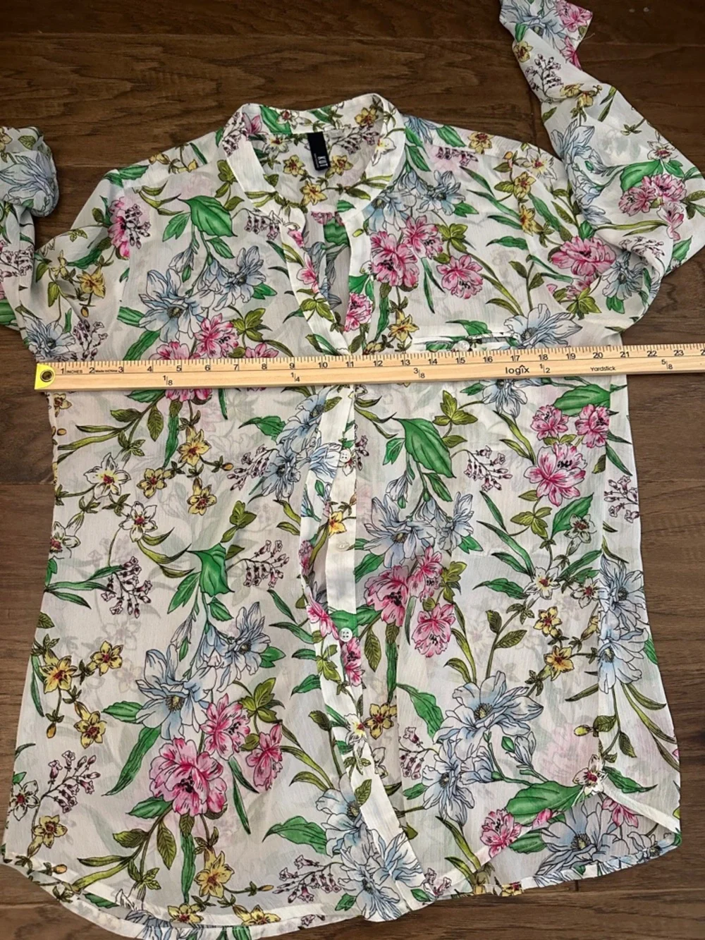 NWOT  KUT from KLOTH Jasmine sheer Cream Pink L Button Blouse
